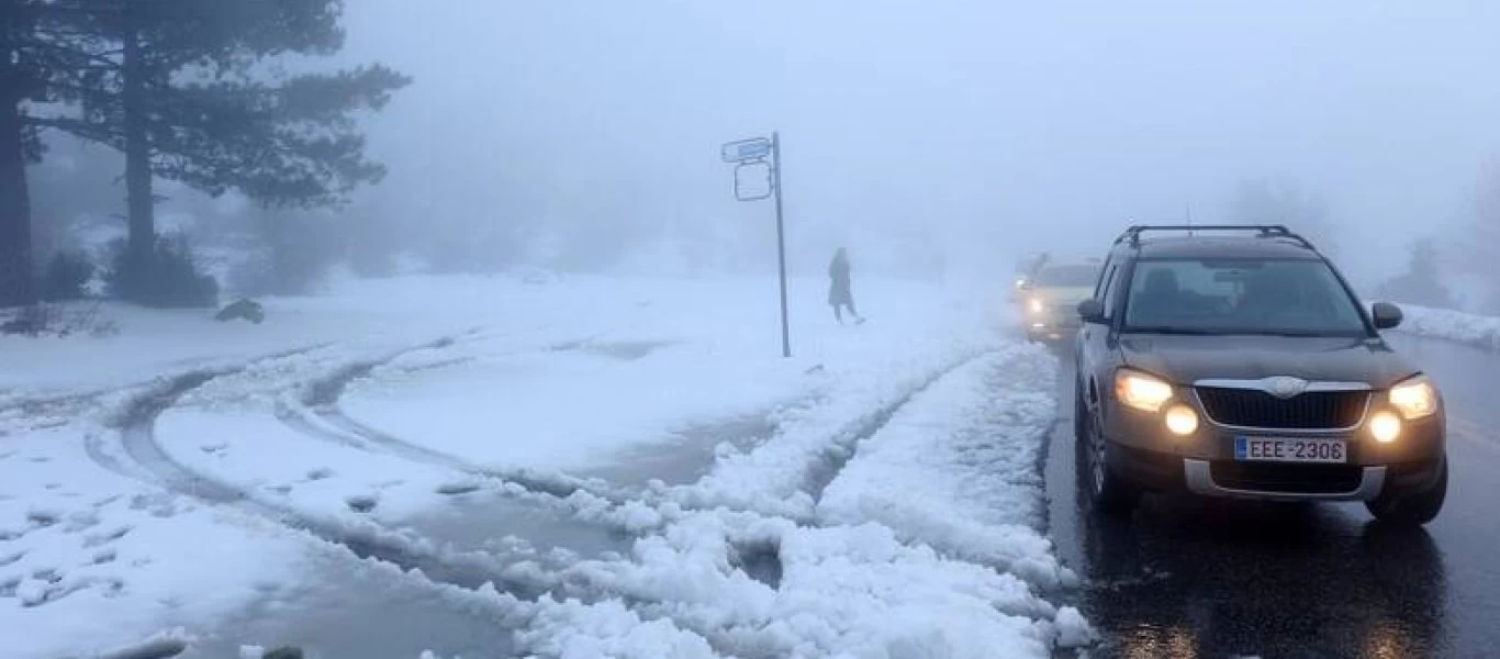 Χιόνια στα νησιά του Αιγαίου μέχρι τη θάλασσα -Τι να περιμένουμε στην Αττική